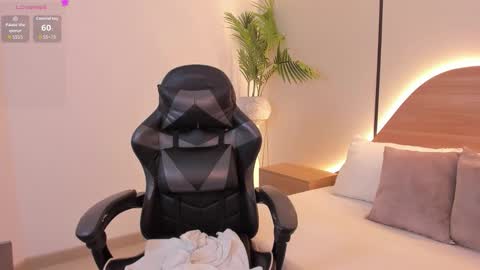 C A T E  online show from March 6, 2026, 1:18 pm