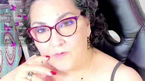 cataleya  online show from October 21, 2025, 3:02 pm