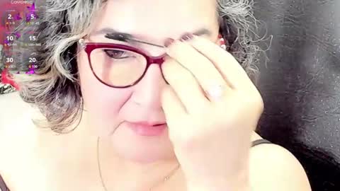Snapshot of cataleya_mom_ chatting on May 13, 2026, 3:59 am cataleya online show from May 13, 2026, 3:59 am