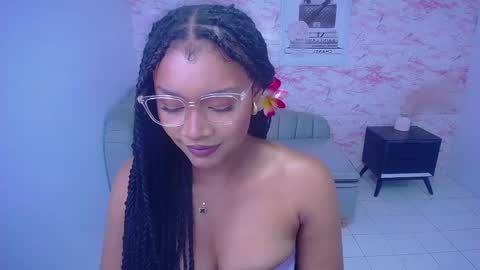 catalina25_t online show from February 19, 2025, 1:50 pm