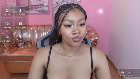 Snapshot of catalina25_t chatting on December 19, 2025, 8:05 pm catalina25_t online show from December 19, 2025, 8:05 pm