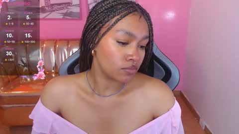 Snapshot of catalina25_t chatting on December 22, 2025, 8:06 pm catalina25_t online show from December 22, 2025, 8:06 pm