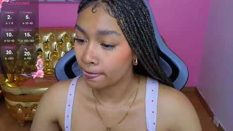 Snapshot of catalina25_t chatting on February 10, 2026, 8:02 pm catalina25_t online show from February 10, 2026, 8:02 pm