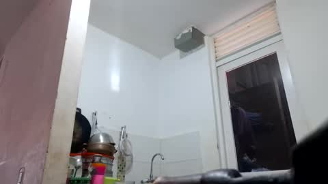 catalina827356 online show from November 30, 2025, 6:12 pm