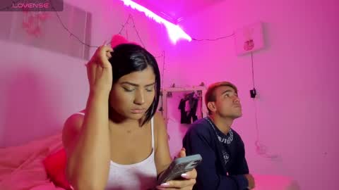 Cata y Roger online show from March 9, 2025, 9:46 pm