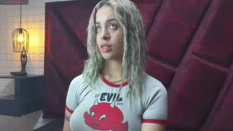 Catalina online show from April 15, 2026, 12:01 pm