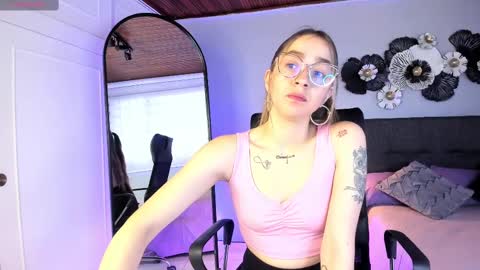 Snapshot of catalina_erotic chatting on February 25, 2025, 12:34 pm Catalina online show from February 25, 2025, 12:34 pm