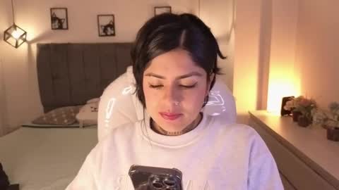 Catalina online show from October 13, 2025, 3:17 am