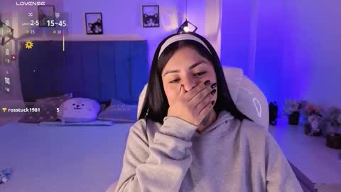 Catalina online show from October 31, 2025, 3:07 am