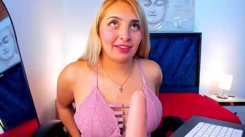catalina_osorio online show from April 29, 2026, 5:30 pm