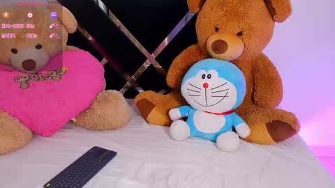 Snapshot of catalina_smith__ chatting on February 26, 2026, 11:37 pm Catalina online show from February 26, 2026, 11:37 pm