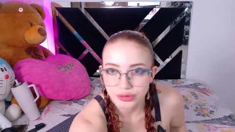 Snapshot of catalina_smith__ chatting on April 29, 2026, 11:11 pm Catalina online show from April 29, 2026, 11:11 pm