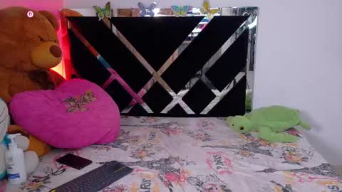 Snapshot of catalina_smith__ chatting on May 20, 2026, 11:00 pm Catalina online show from May 20, 2026, 11:00 pm