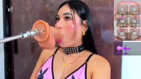 Snapshot of catalina_whore chatting on November 8, 2025, 9:57 pm Catalina online show from November 8, 2025, 9:57 pm