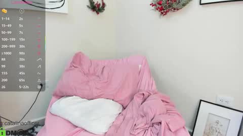 Catalina Howard Aragon online show from November 30, 2025, 11:14 am