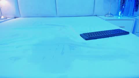 Snapshot of catalleya_hott chatting on January 8, 2025, 3:08 am Call me Cata online show from January 8, 2025, 3:08 am