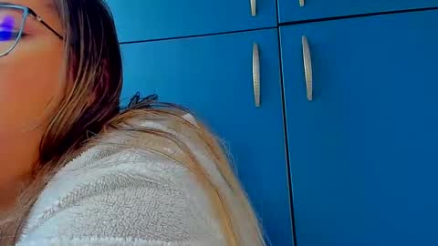 Snapshot of caterinnakat chatting on January 9, 2025, 1:56 pm Kat online show from January 9, 2025, 1:56 pm