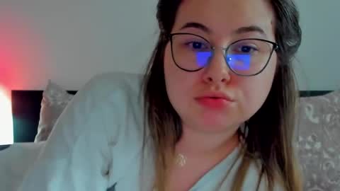 Snapshot of caterinnakat chatting on February 15, 2025, 12:01 pm Kat online show from February 15, 2025, 12:01 pm