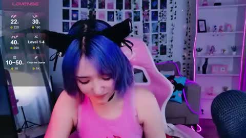 Snapshot of catharinejones chatting on July 2, 2026, 1:28 pm KettieHi My name is Katie I love drawing and I can play the guitar. And love dancing online show from July 2, 2026, 1:28 pm