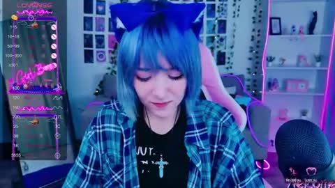 Snapshot of catharinejones chatting on July 9, 2026, 11:58 am KettieHi My name is Katie I love drawing and I can play the guitar. And love dancing online show from July 9, 2026, 11:58 am