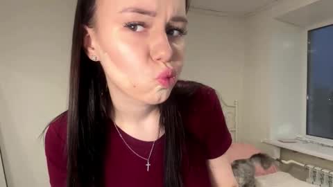 Snapshot of catharinelaumea chatting on March 3, 2026, 3:18 pm Lolly online show from March 3, 2026, 3:18 pm
