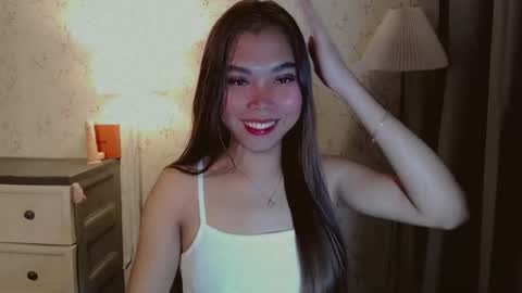 Snapshot of catherine_365 chatting on November 22, 2025, 6:40 pm catherine_365 online show from November 22, 2025, 6:40 pm