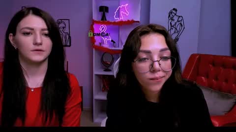 Snapshot of catherine_kitty chatting on March 12, 2025, 11:22 pm Catherine online show from March 12, 2025, 11:22 pm