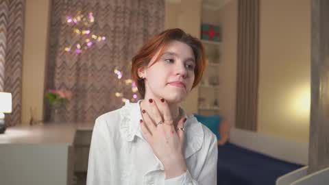 Snapshot of catherinegidden chatting on February 17, 2026, 2:35 pm Kate online show from February 17, 2026, 2:35 pm