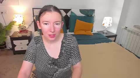 Catrin online show from November 11, 2025, 2:22 am