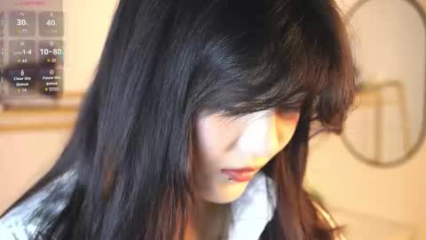 Lee online show from December 14, 2025, 4:12 pm