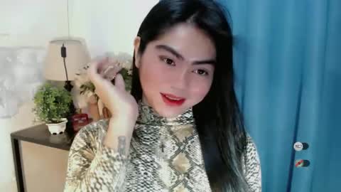 Snapshot of cathy_ho chatting on December 14, 2024, 12:44 pm cathy_ho online show from December 14, 2024, 12:44 pm