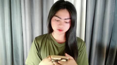 Snapshot of cathy_ho chatting on February 12, 2025, 9:10 am cathy_ho online show from February 12, 2025, 9:10 am