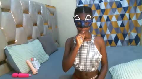 Snapshot of cathybea22 chatting on April 11, 2026, 9:52 pm Cathy online show from April 11, 2026, 9:52 pm