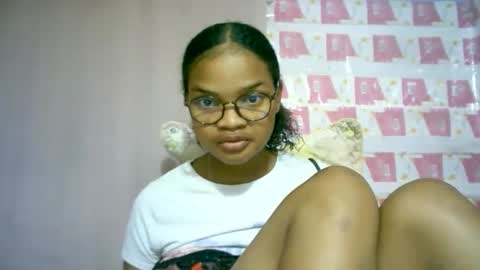 Snapshot of cathyxlisa chatting on November 13, 2025, 8:24 am CathyXLisa online show from November 13, 2025, 8:24 am