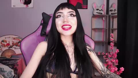 Cati help me reach my goal of 100 thumbs up again 3 online show from September 17, 2025, 3:08 am
