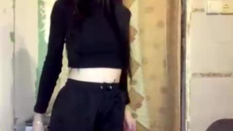 Snapshot of catinagaznes chatting on October 23, 2025, 9:24 pm Lola online show from October 23, 2025, 9:24 pm