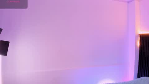 Snapshot of catleyanoire_ chatting on May 4, 2026, 10:17 pm Catleya Noire online show from May 4, 2026, 10:17 pm