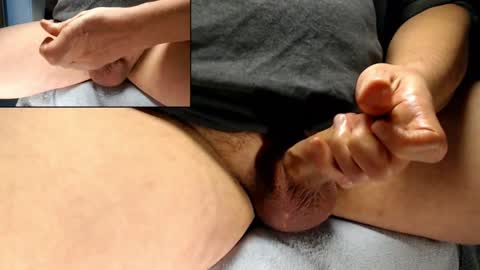 Snapshot of catlover03 chatting on January 7, 2025, 4:05 pm Mike online show from January 7, 2025, 4:05 pm