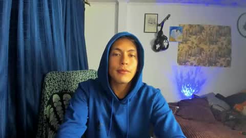 catnuaa online show from January 9, 2025, 2:43 am