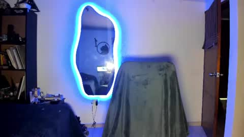 catnuaa online show from June 13, 2026, 1:36 am