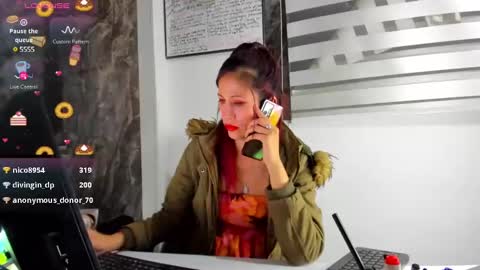 Snapshot of catt_evans1 chatting on January 29, 2025, 12:54 am CATT EVANS online show from January 29, 2025, 12:54 am