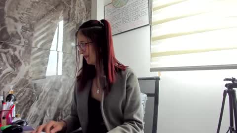 Snapshot of catt_evans1 chatting on February 24, 2025, 5:31 pm CATT EVANS online show from February 24, 2025, 5:31 pm