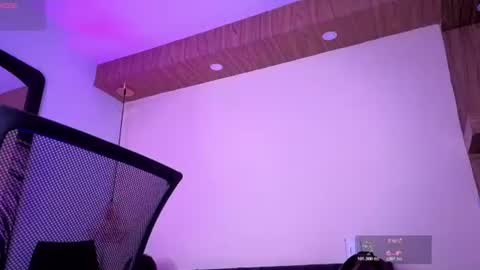 cattaleya_and_alessandro online show from June 30, 2026, 7:04 pm