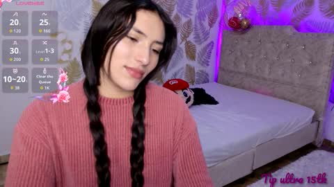 Cattleya online show from November 3, 2025, 2:51 pm