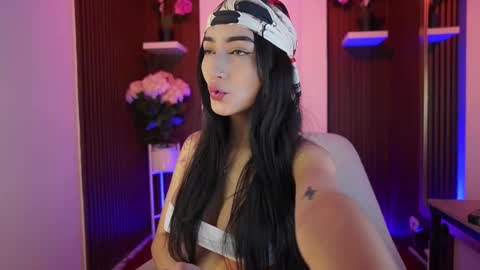 cattleyascaly online show from October 27, 2025, 7:40 pm