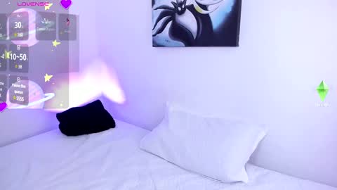 Snapshot of cattnamy chatting on March 7, 2025, 8:44 pm CattNamy online show from March 7, 2025, 8:44 pm