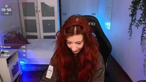 Snapshot of caty_cuddly chatting on February 23, 2025, 9:00 am caty_cuddly online show from February 23, 2025, 9:00 am