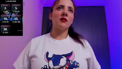 Snapshot of caty_sex4u chatting on November 17, 2025, 7:47 am caty online show from November 17, 2025, 7:47 am