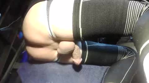 Snapshot of caughtnaked chatting on January 11, 2026, 4:17 am caughtnaked online show from January 11, 2026, 4:17 am