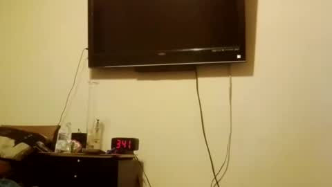 Snapshot of caughtnaked chatting on May 24, 2026, 10:42 am caughtnaked online show from May 24, 2026, 10:42 am